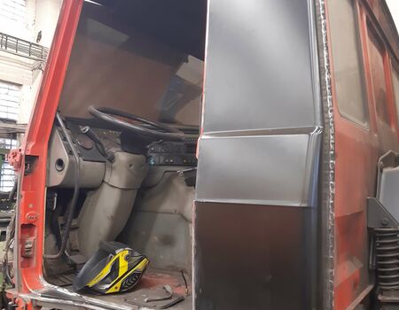 Výměna starých částí | Renovace nákladního vozu Tatra